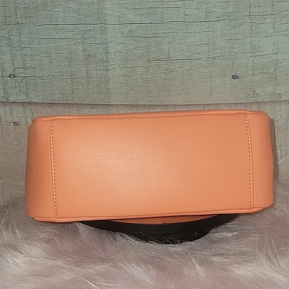 Disney Loungefly The Little Mermaid Flounder Crossbody Handbag - Picture 6 of 10